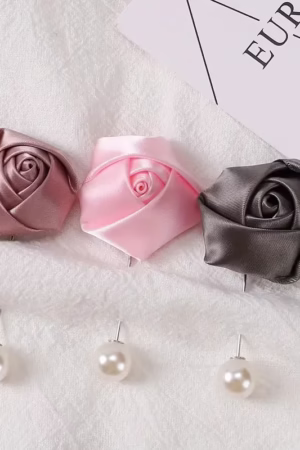 3pcs/set romantic rose imitation pearl hijab pins with elegant design, perfect for fixing hijabs, scarves, or shawls in place.