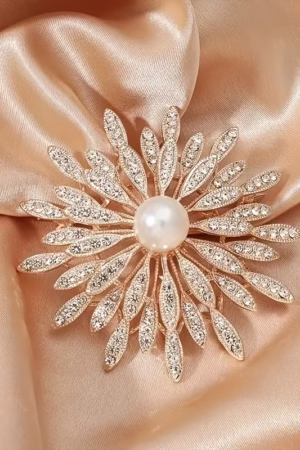 Luxury double-layer rhinestone flower brooch for women, featuring an elegant floral design, perfect for clothes and gifts.