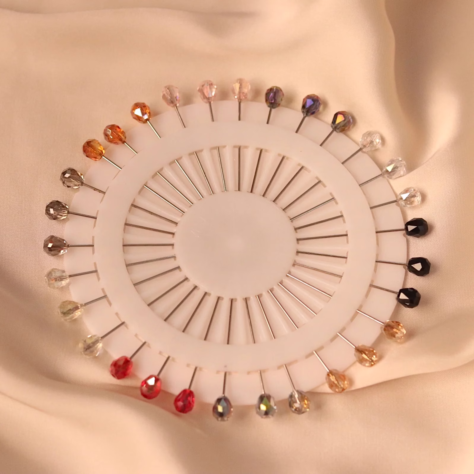 Holographic Crystal Straight Pins – Elegant and Durable Hijab or Scarf Accessories Elegant holographic crystal straight pins designed for securing hijabs, scarves, or shawls with sparkle and style.