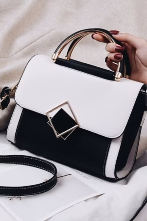 Stylish casual hand bag for women in trendy design