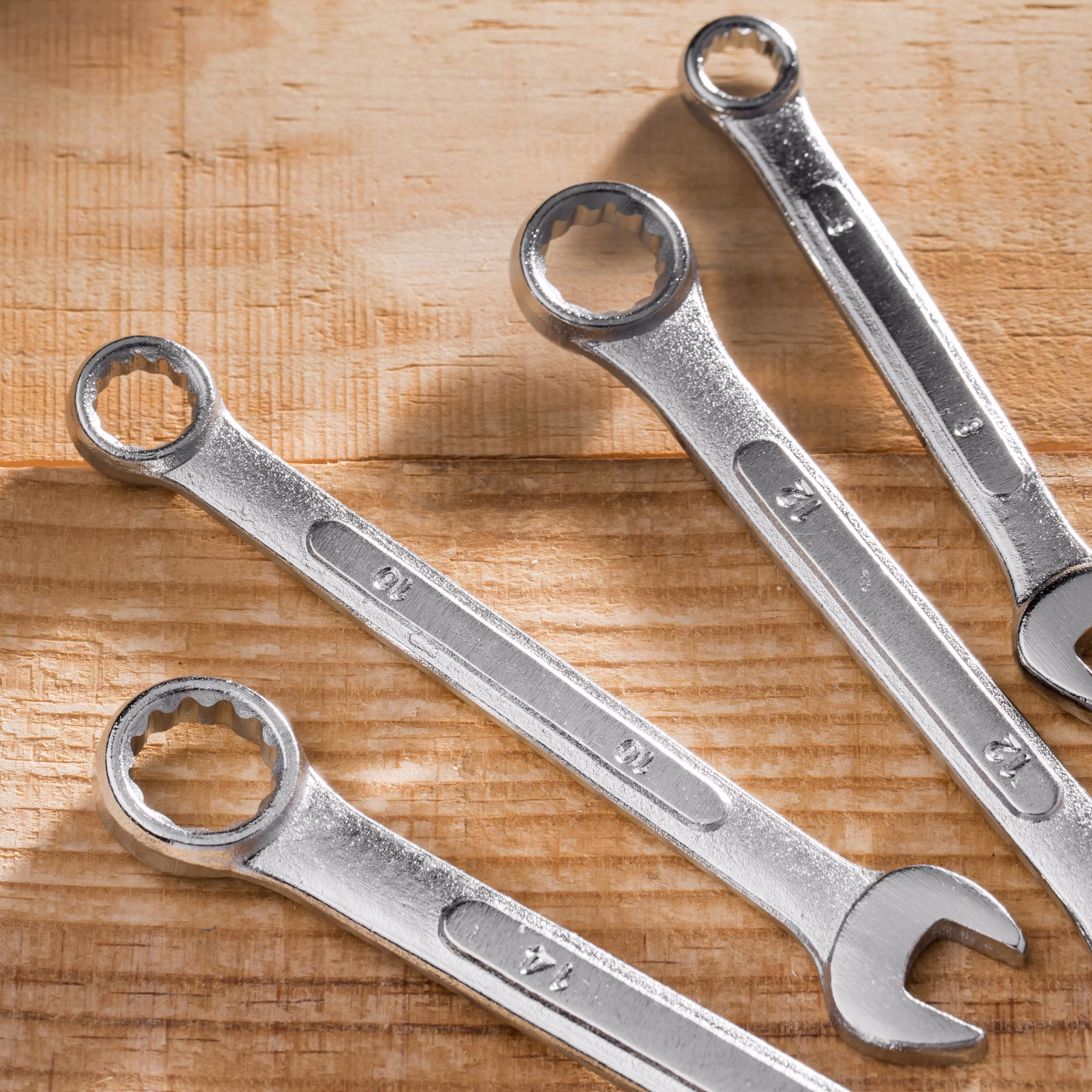 flat-lay-mechanic-tools